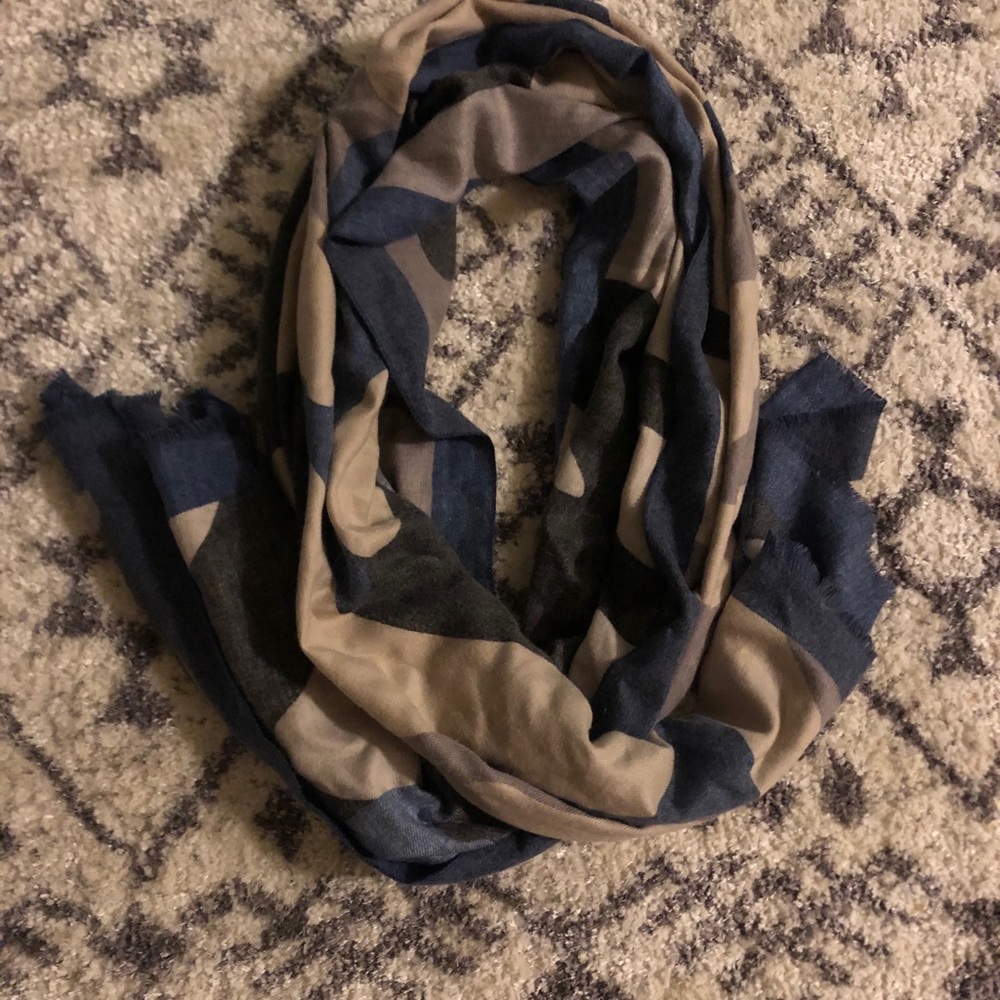Blue Camo scarf